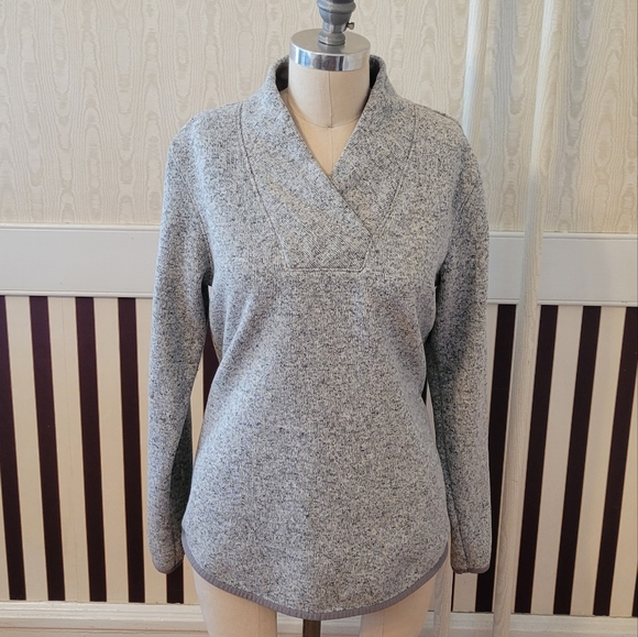 Eddie Bauer Tops - EDDIE BAUER V Neckline Grey Pullover Sweater Top Size Large